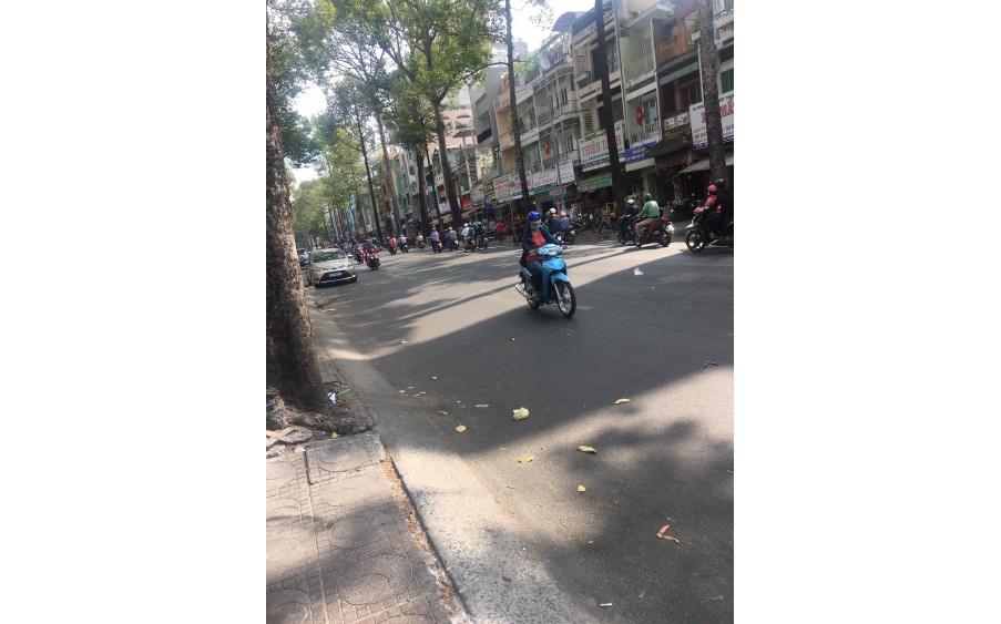 Bán Nhà 2 MẶT TIỀN đường Hàm Nghi,Q.1,DT:148m2,KC:3 lầu,,Giá:81 tỷ.